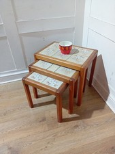 RETRO TEAK TILED TOPPED NEST
