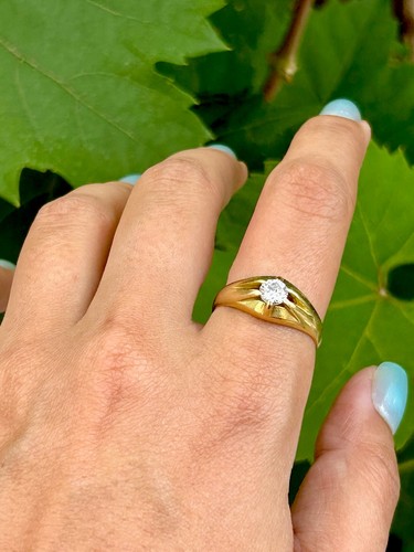 Vintage 18ct yellow gold domed - vintage,