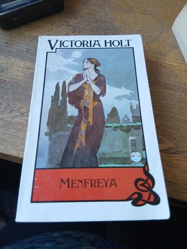 Vintage paperback menfreya - paperback,