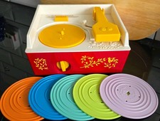 Fisher-Price Record Player + 5
