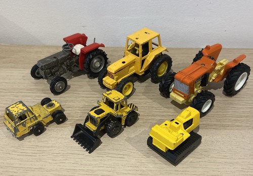 Vintage toy tractor bundle - toy,