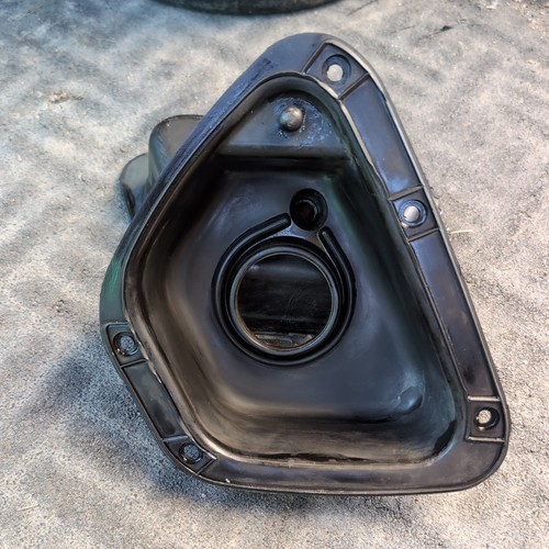 Xj6 xj8 fuel filler - filler, gaitor