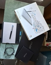 Wacom Intuos CTL-480 Interactive Tablet and Pen Small