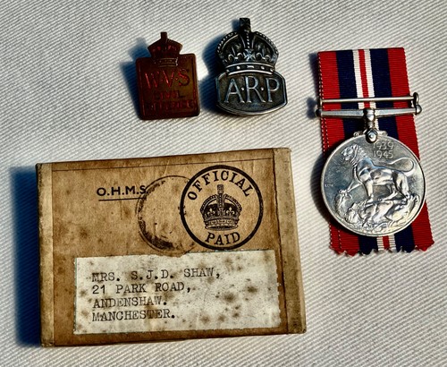 Ww2 arp silver lapel - lapel, badge
