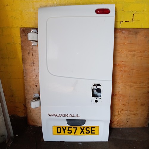 Vauxhall vivaro mk1 rear left - vivaro,