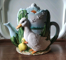 Annie Rowe Leonardo collection