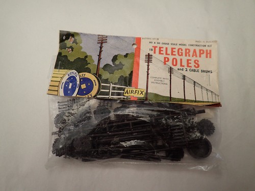 Airfix carded 4mm scale - carded,