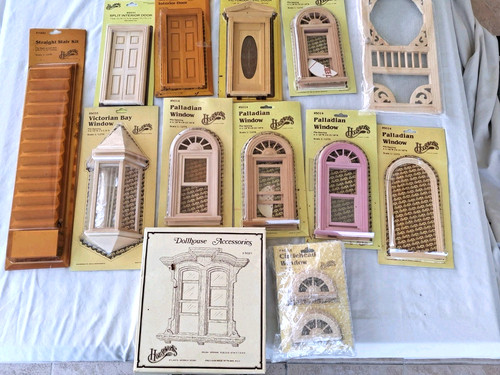 Huge lot dollhouse building - huge,