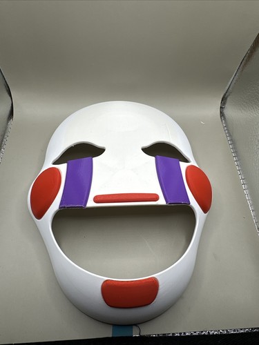 Printed white face mask - 3d,