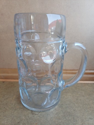 Dimpled pint glass - dimpled,