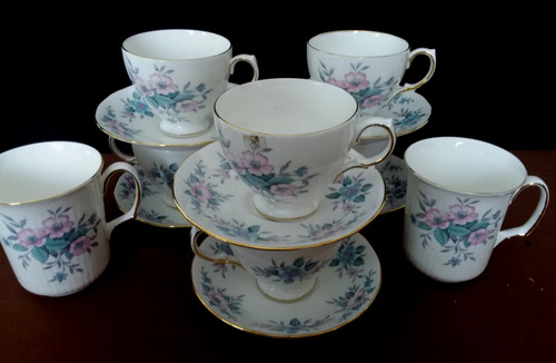 Beautiful colclough bone china - bone,
