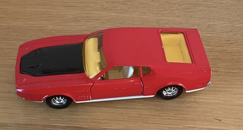 Corgi 391 james bond - corgi,