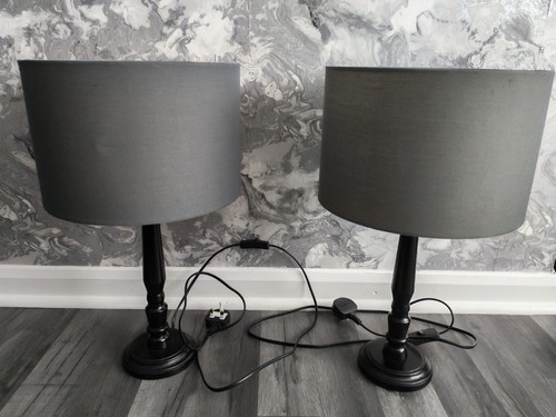 Dunelm pillar style table - 2x,