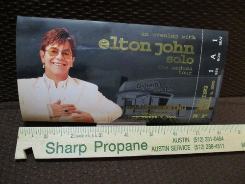Oversized elton john - elton,