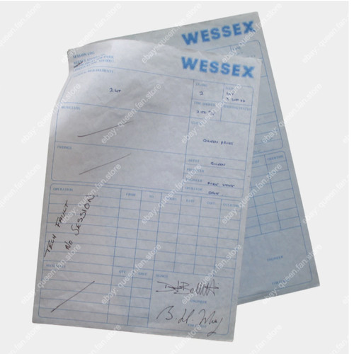 Queen brian may signed - queen,