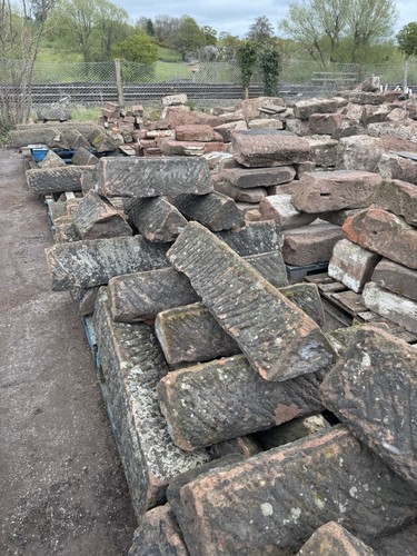 Reclaimed sandstone wall - 12”,