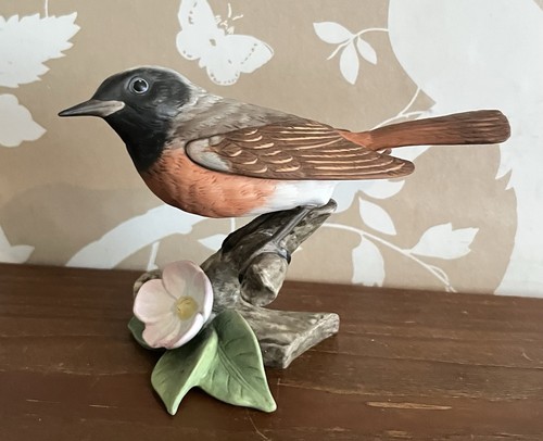 Goebel bird the year 2011 - goebel,