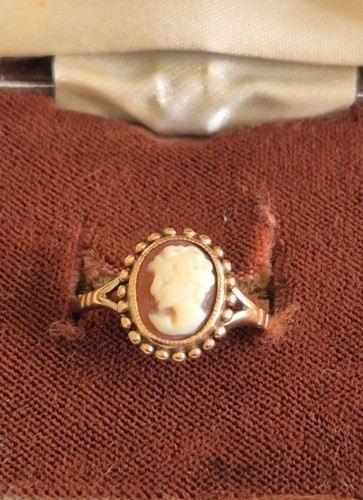 9ct solid gold - solid, cameo