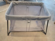 Baby Bjorn travel cot with