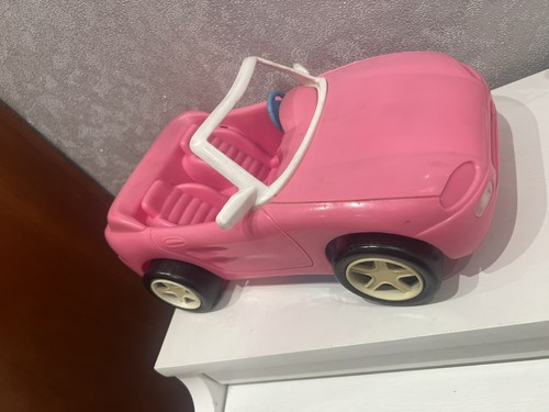 Vintage barbie convertible car