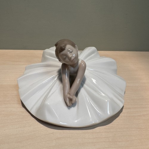 Lladro nao porcelain figurine - porcelain,