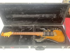 BURNS MARQUEE CLUB SERIES GUITAR YEAR 2000 IN GREEN SUNBURST FAB COND inc CASE