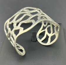 Ilias Lalaounis, Sterling