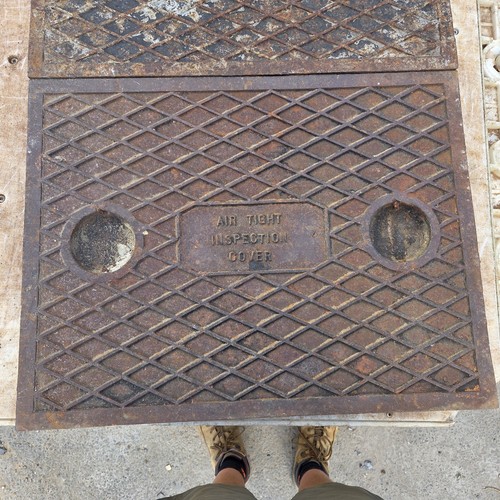 Cast iron manhole cover - iron, 660mm
