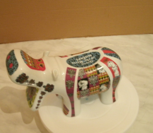 Large hippo money - money, queen