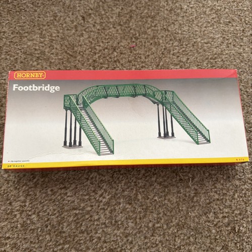Hornby footbridge r076 - footbridge,