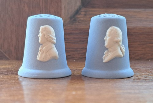 Two vintage wedgwood - wedgwood, blue