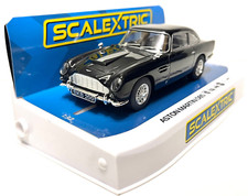 Scalextric C4029 Aston Martin
