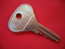 DR NO JAMES BOND OO7 SUNBEAM ALPINE CAR KEY Repro Film Prop 007 First Car Chase