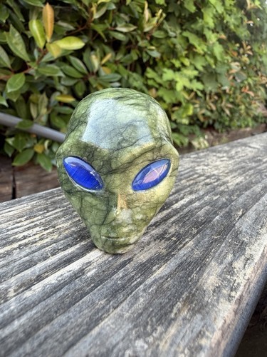Green jade alien head - jade,