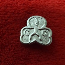 Girl Guide Brownie Promise Vintage Badge 1970s