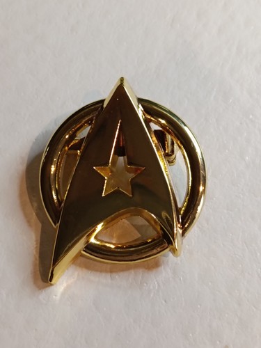 New star trek pin - new,