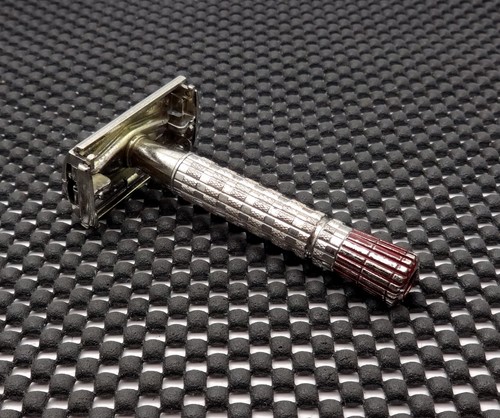 Vintage 1955 gillette red tip - red,