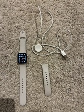 Apple Watch SE - 2nd Generation - GPS - 40mm - A2722 - Cream