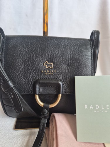 Bnwot radley black - black, leather
