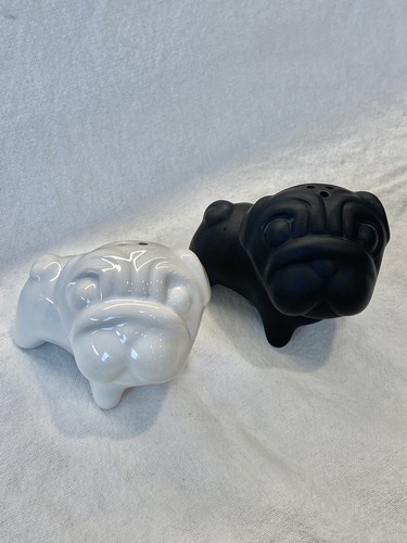 Pug salt and pepper shaker - pug,