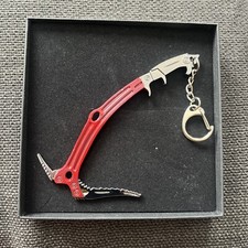 SANCTUARIES EDGE ICE CLIMBING