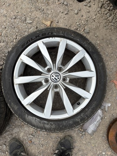 Golf mk7 alloy wheel - vw,