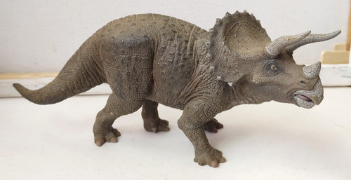 Papo rare triceratops - triceratops,