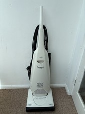 Panasonic MC-E3002 1900w