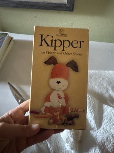 Kipper the visitor and other - -,