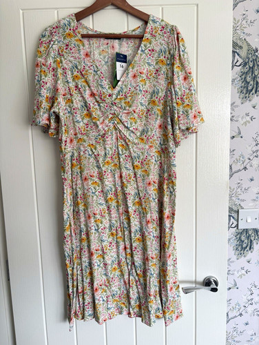 Papaya floral neck - floral, ruched