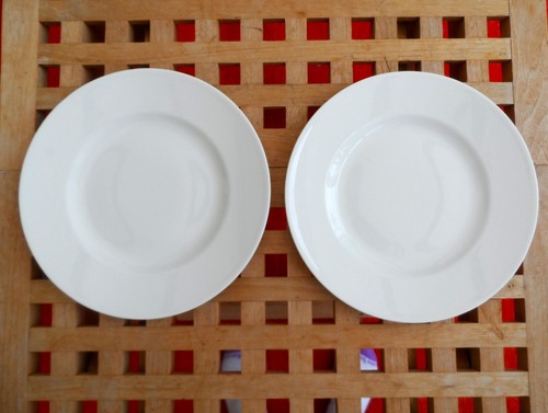 White wedgwood salad - 8",