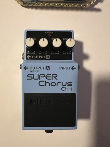 Boss super chorus guitar - chorus,