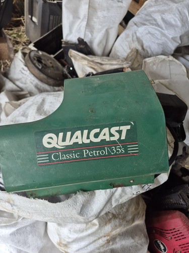 Qualcast classic 35s petrol - qualcast,