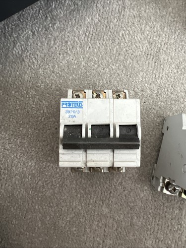 Proteus 20a 3920 pole - 3920/3, 3